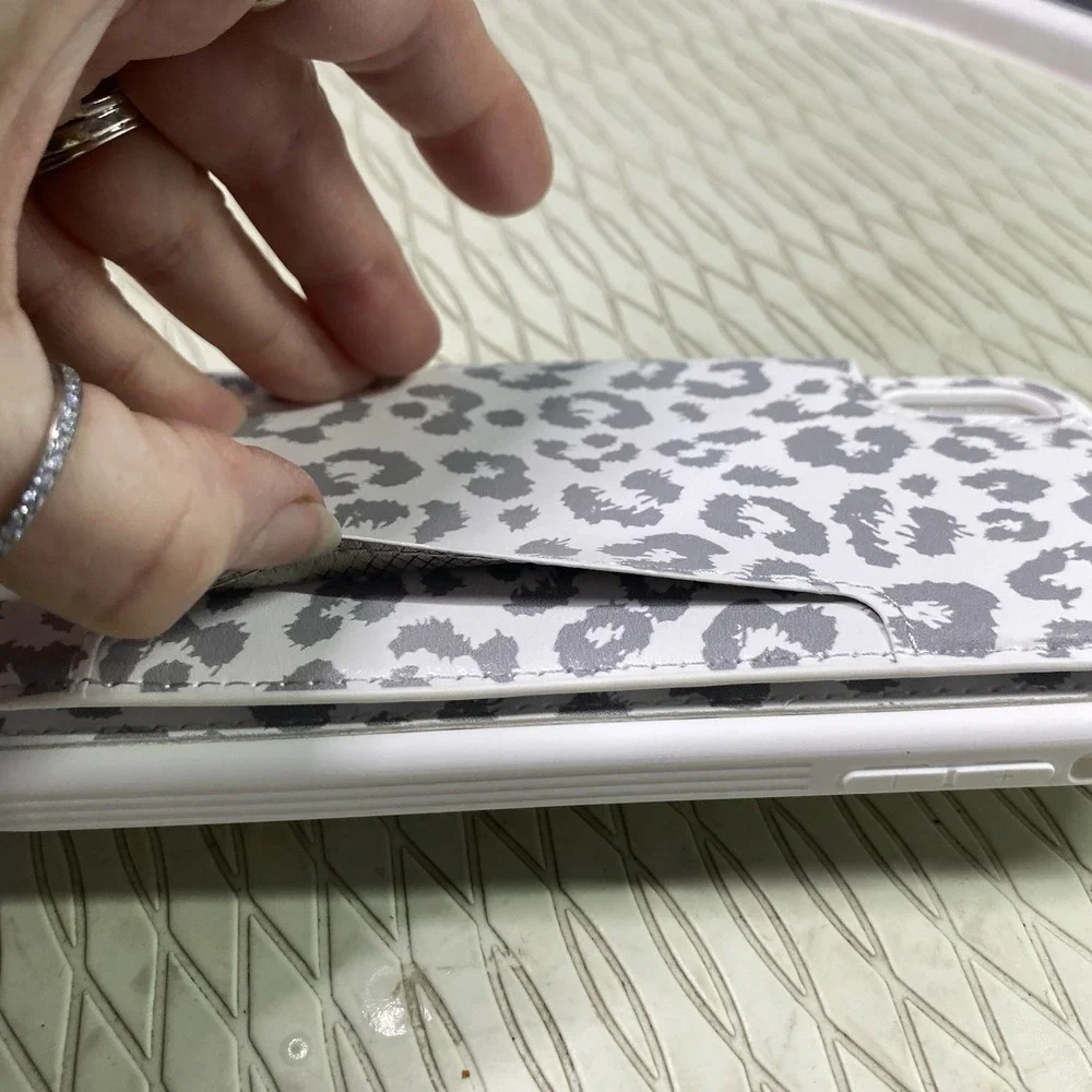 iPhone XS Max 6.5 Phone Case Gray &‎ White Leopard Card Holders NEW